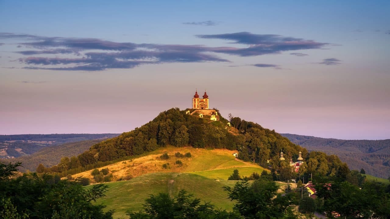 Banská Štiavnica, perla strednej Európy: Symfónia času v srdci Slovenska 